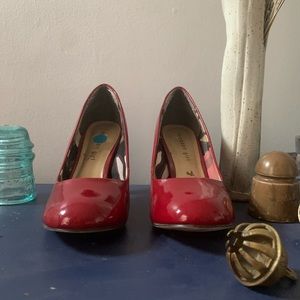 Madden Girl Ruby Slippers!!